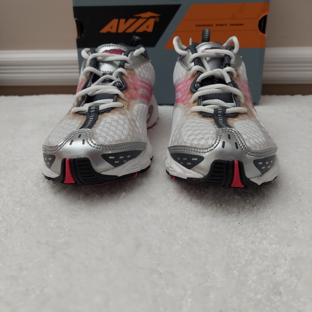 NIB. WOMEN'S AVIA RUNNING SGR 2. SIZE 6. Medium width - Picture 13 of 16